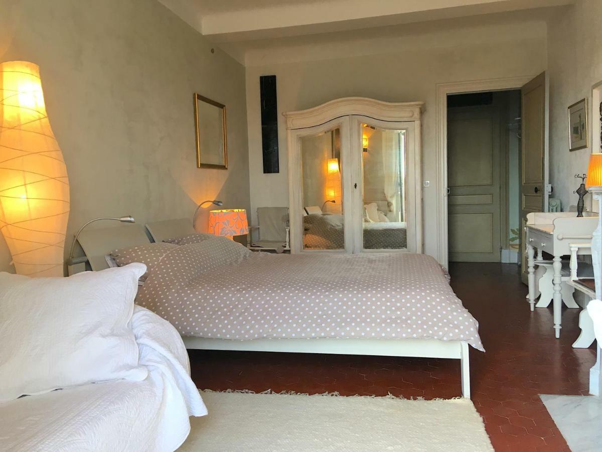 Les Chapeliers Bed & Breakfast Claviers Ngoại thất bức ảnh